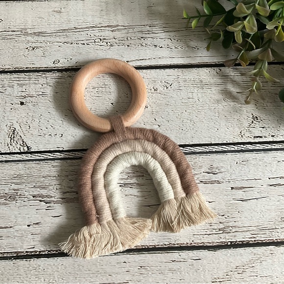 4/$20!! Boutique Baby Rainbow Macrame Baby Teether Wooden Toy - Picture 4 of 9